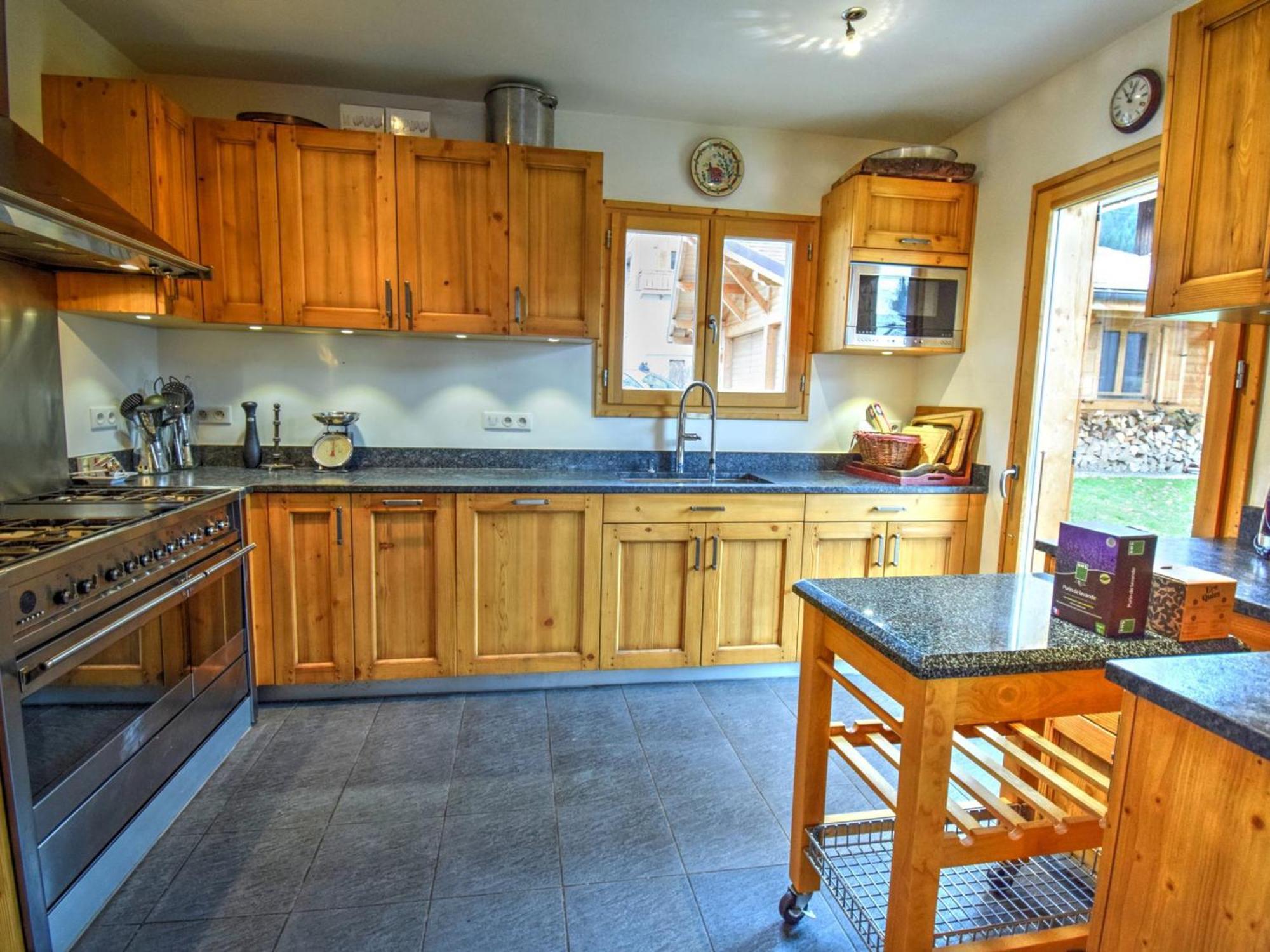 Chalet De Luxe Avec Cheminee, Terrasse, Garage A Morzine - Fr-1-524-14 Экстерьер фото